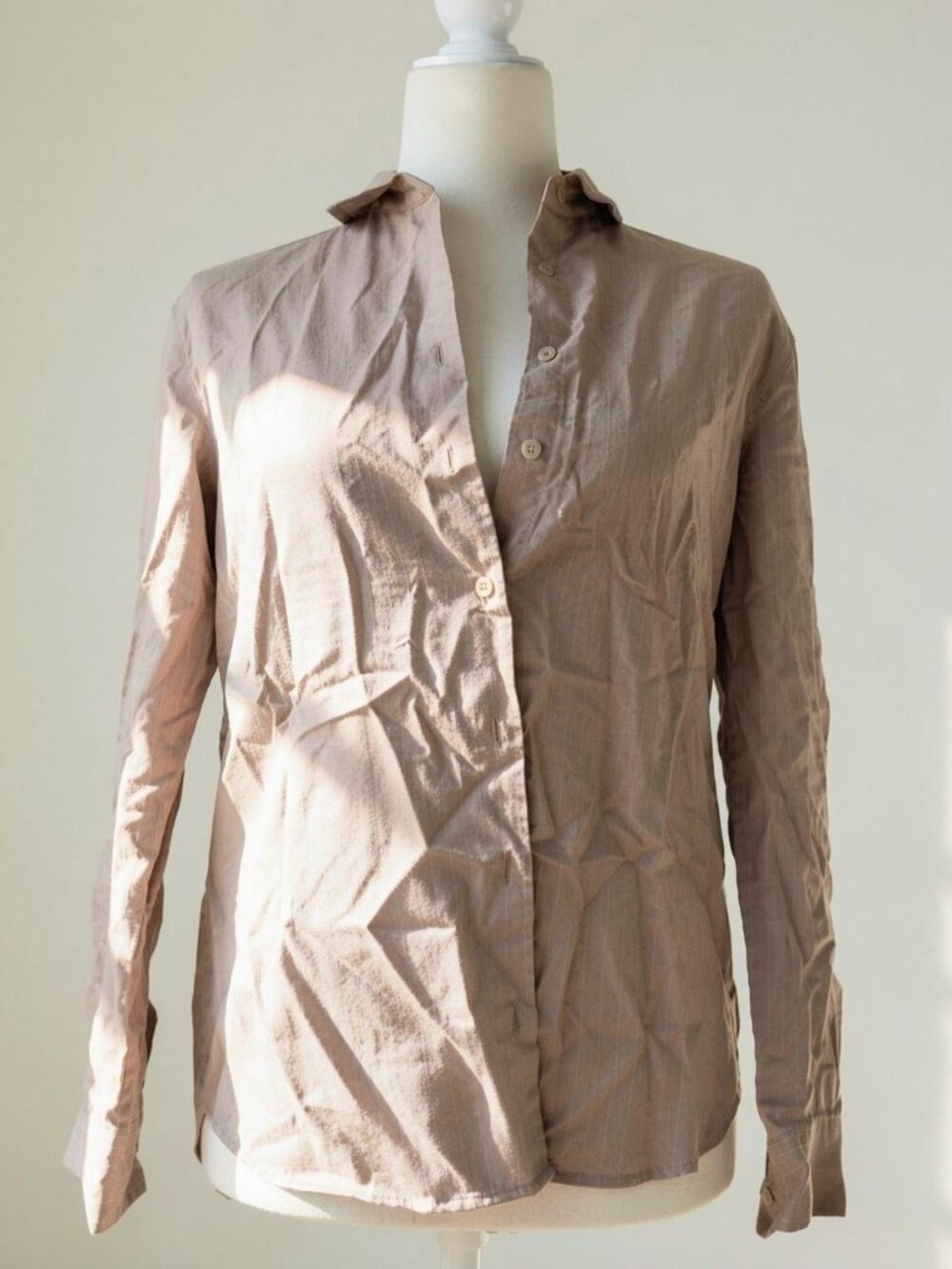 UNIQLO beige button up shirt Size XS